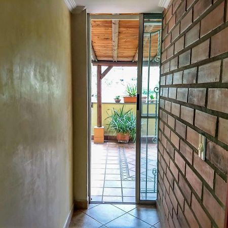 Bueno, Bonito, Barato Y Cerca A El Poblado Lägenhet Medellín Exteriör bild